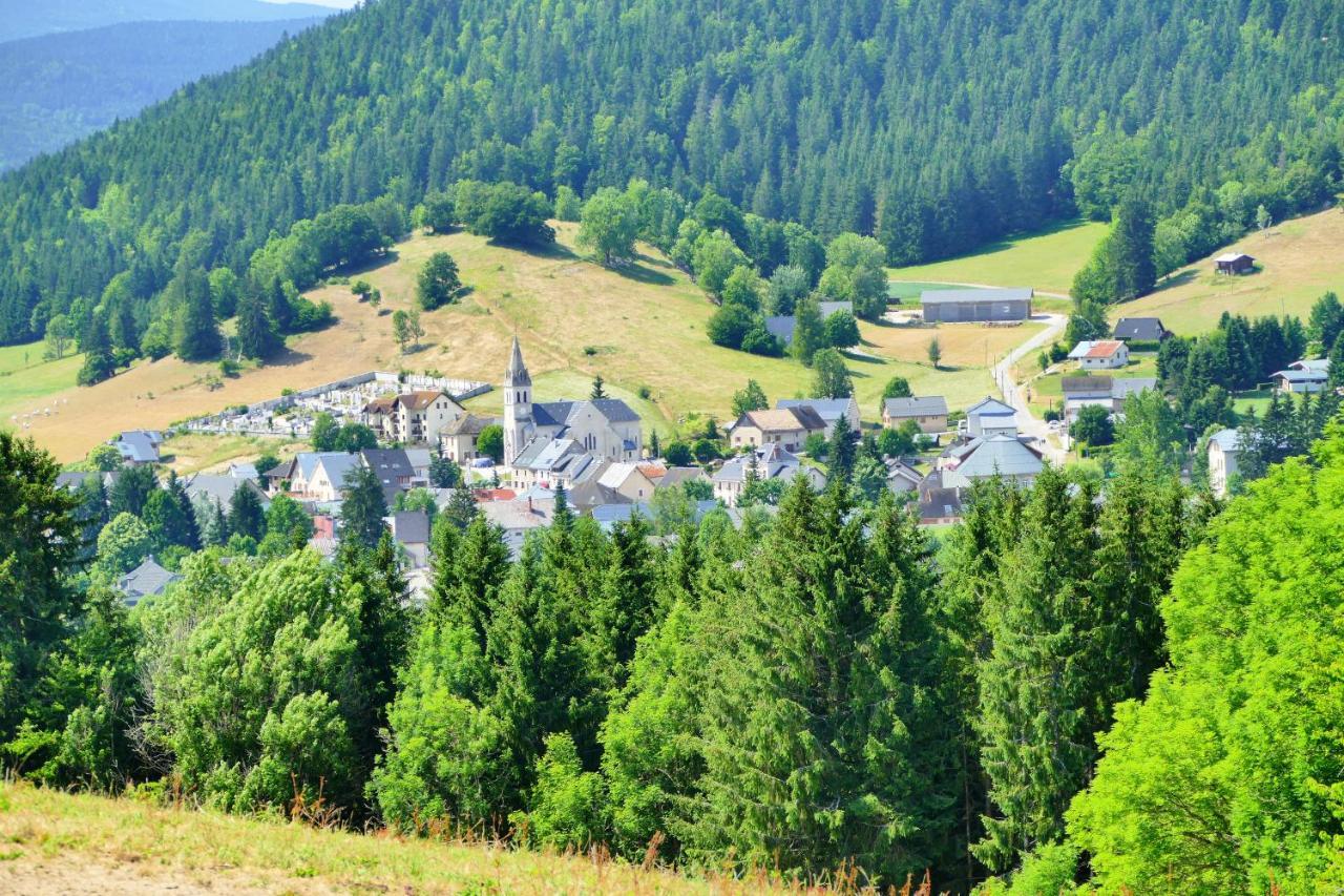 Auberge Le Sabot De Venus 뫼드레 외부 사진